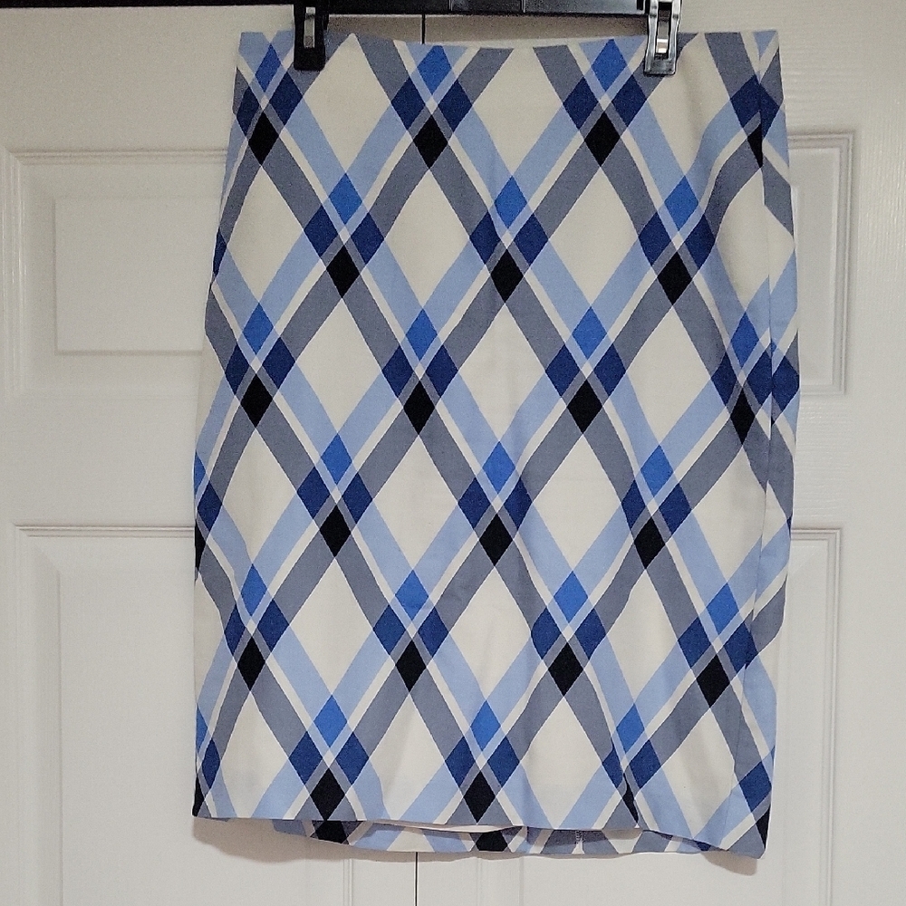 Ann Taylor Black and White Pencil Skirt Knee-Length Casual